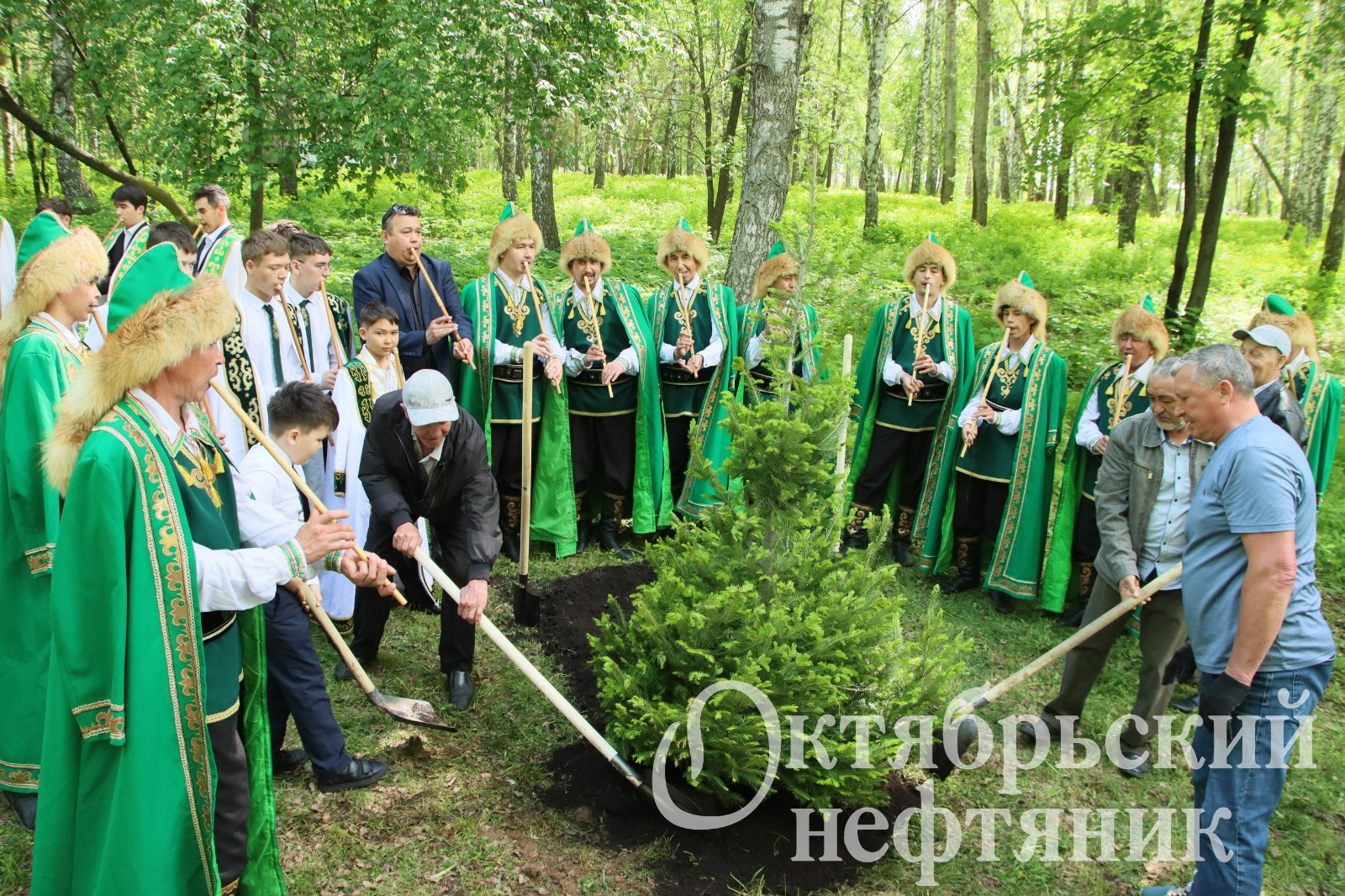 «Октябрьский нефтяник»