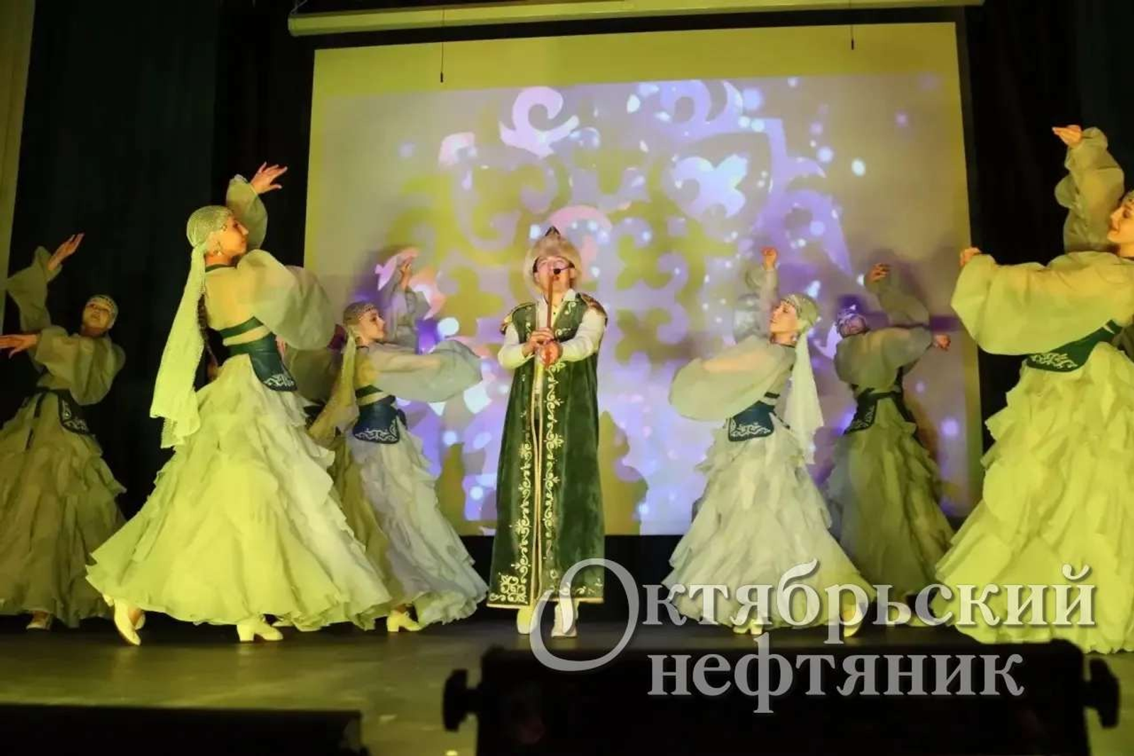 «Октябрьский нефтяник»