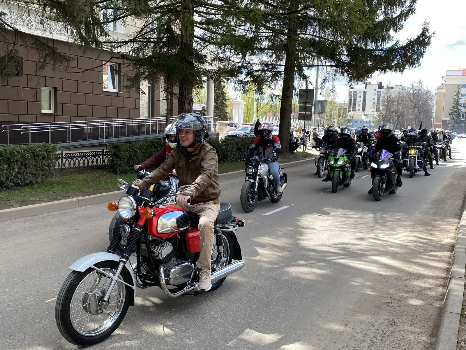«Октябрьский нефтяник»