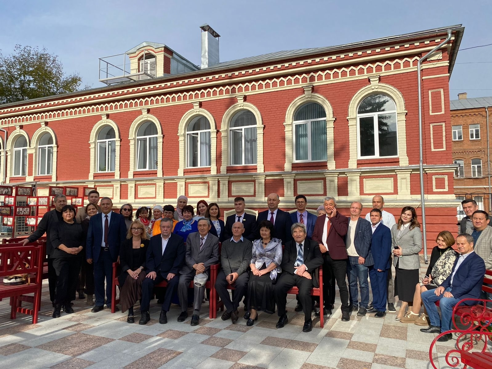 В Башкирии писатели и журналисты встретились на «круглом столе»