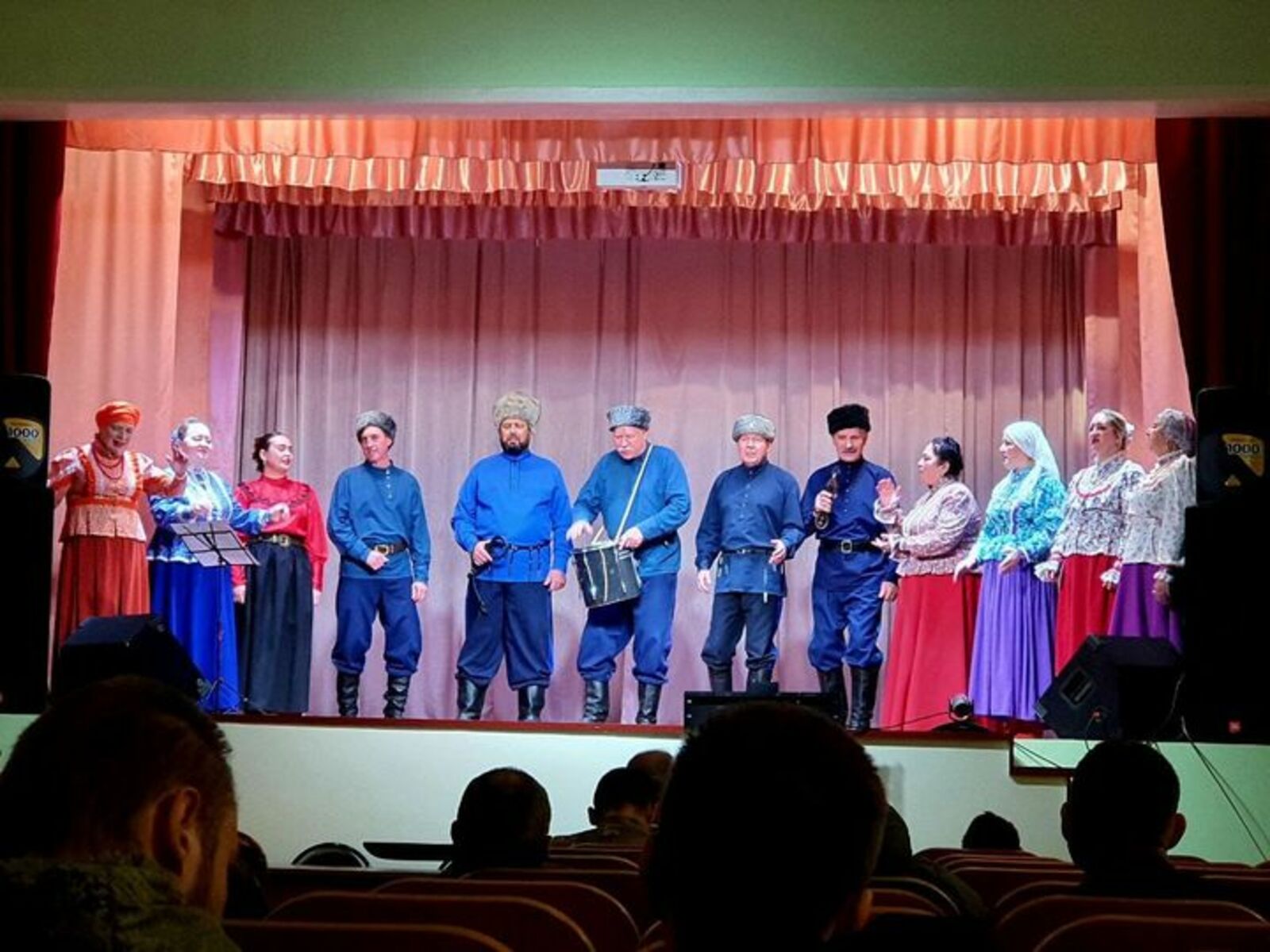 Ансамбль из Октябрьского выступил в военном госпитале