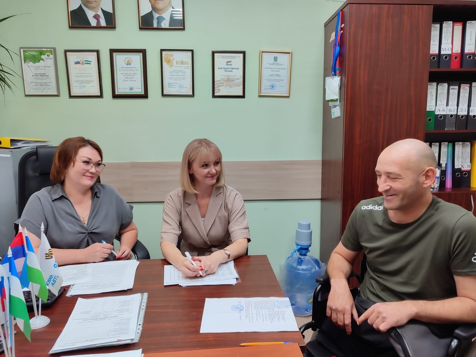 Участникам СВО Октябрьского рассказали о вакансиях на выездных консультациях