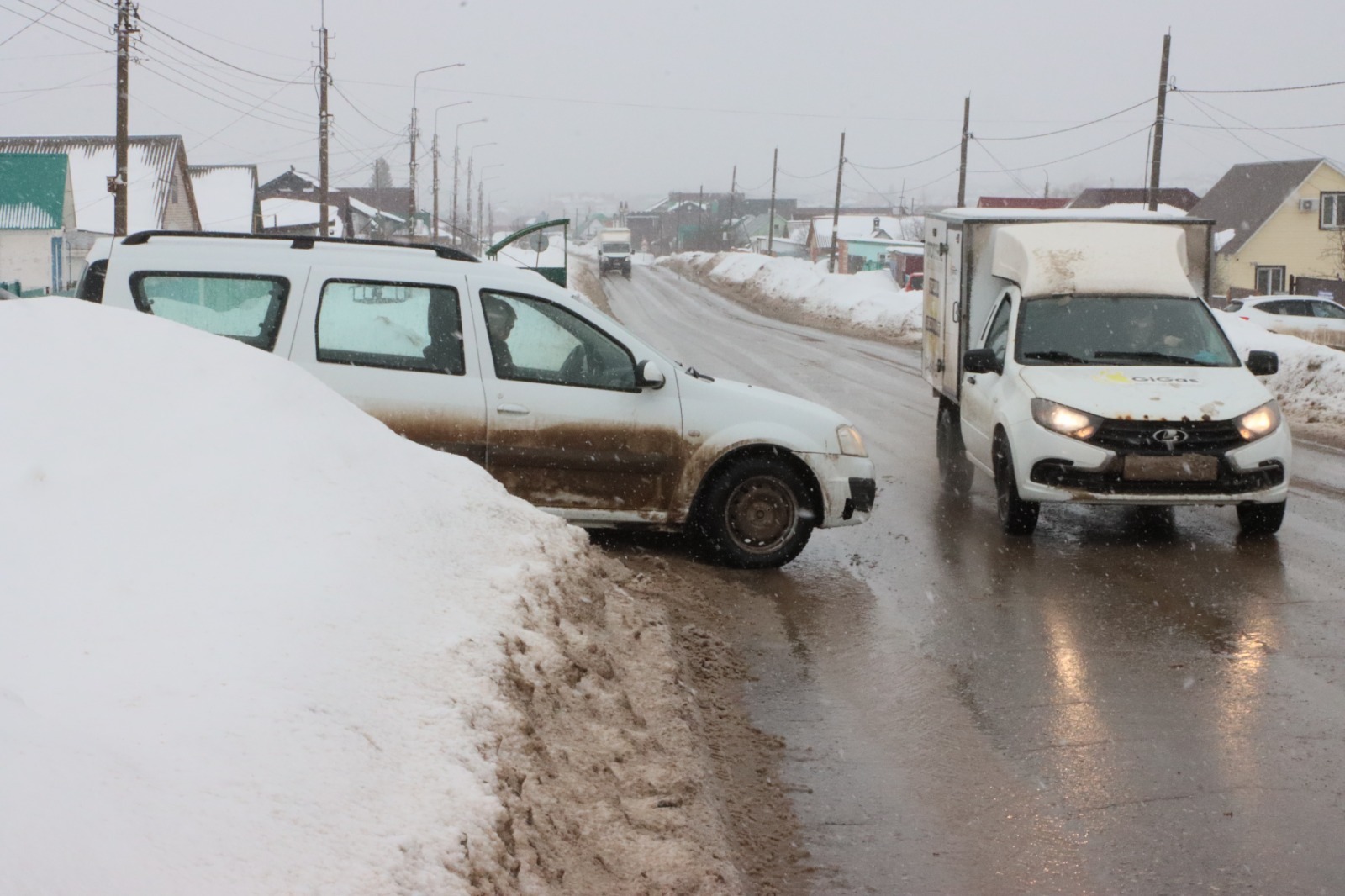 «Октябрьский нефтяник»