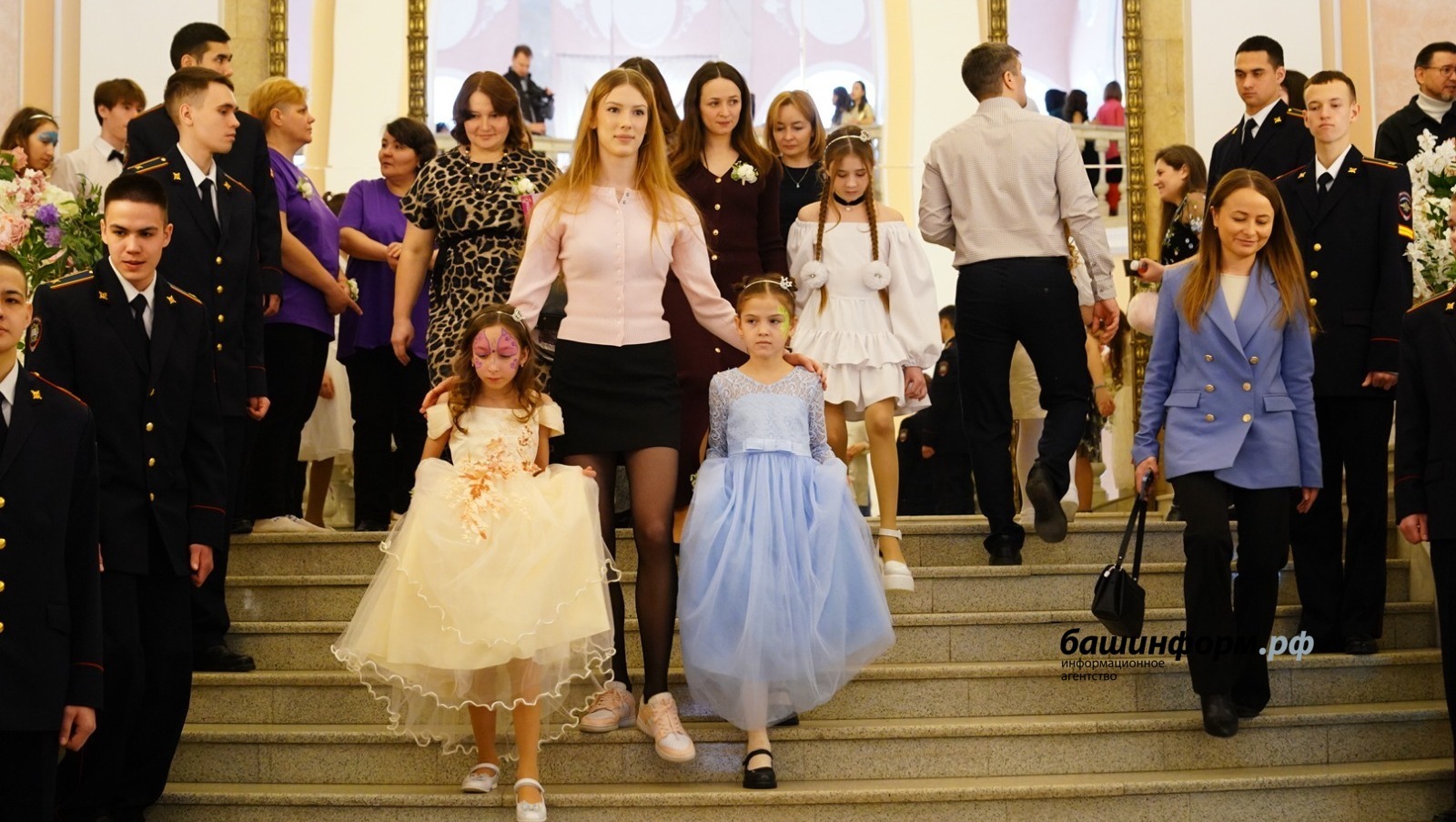 Олег Яровиков  В Башкирии прошёл Бал для особенных детей