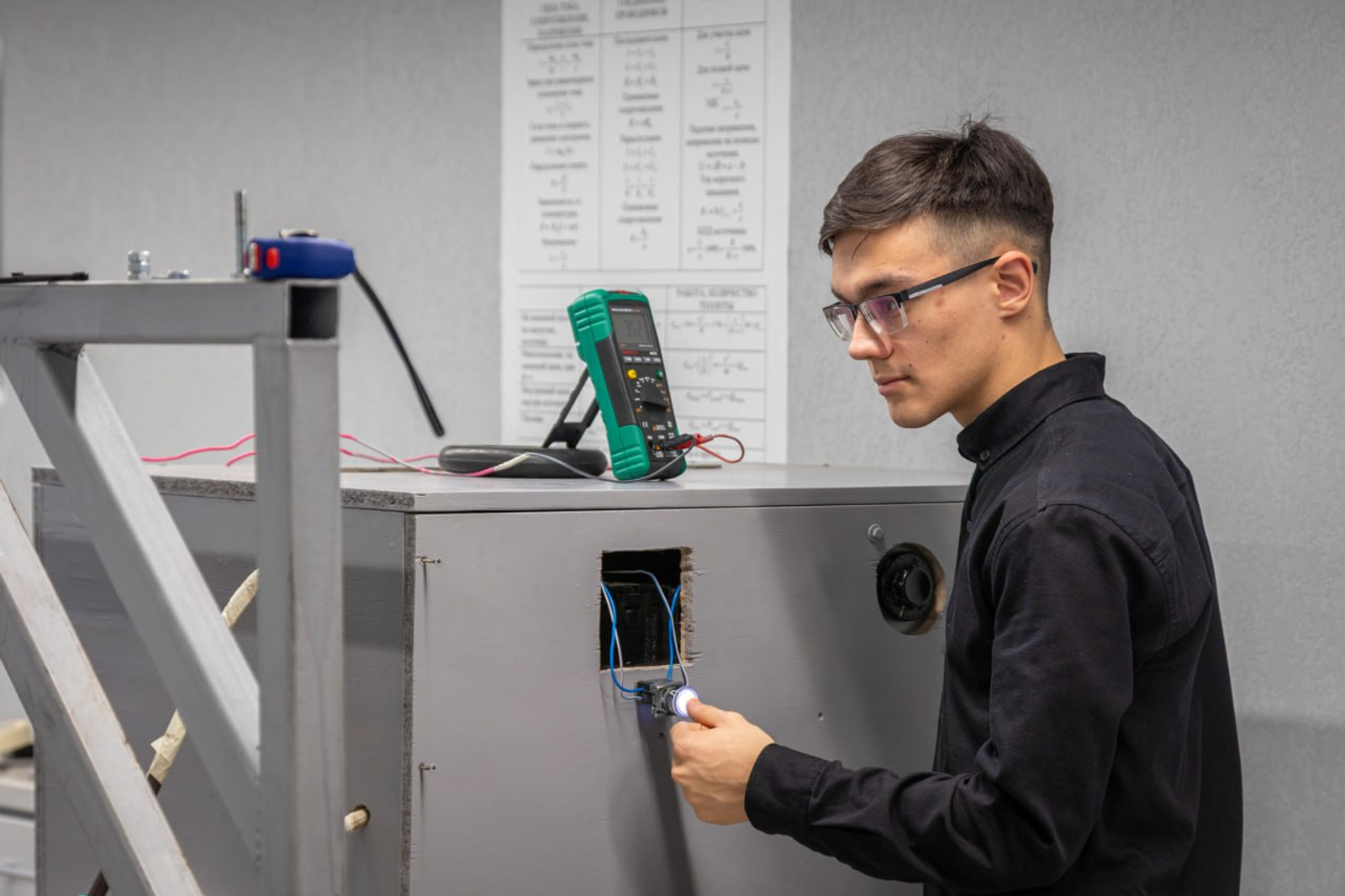 В Башкирии научились залечивать трещины в металлах с помощью микросварки