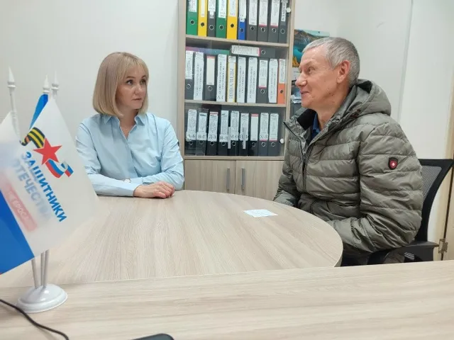 предоставлено Кадровым центром Октябрьского