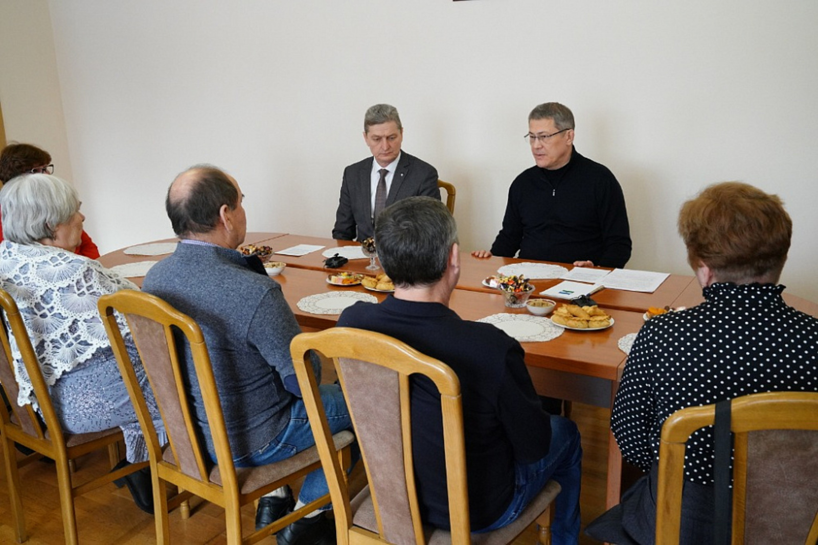 Радий Хабиров встретился с родными погибших участников специальной военной операции