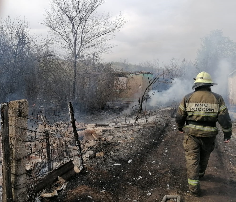 За два дня в Октябрьском сгорели 26 садовых домиков