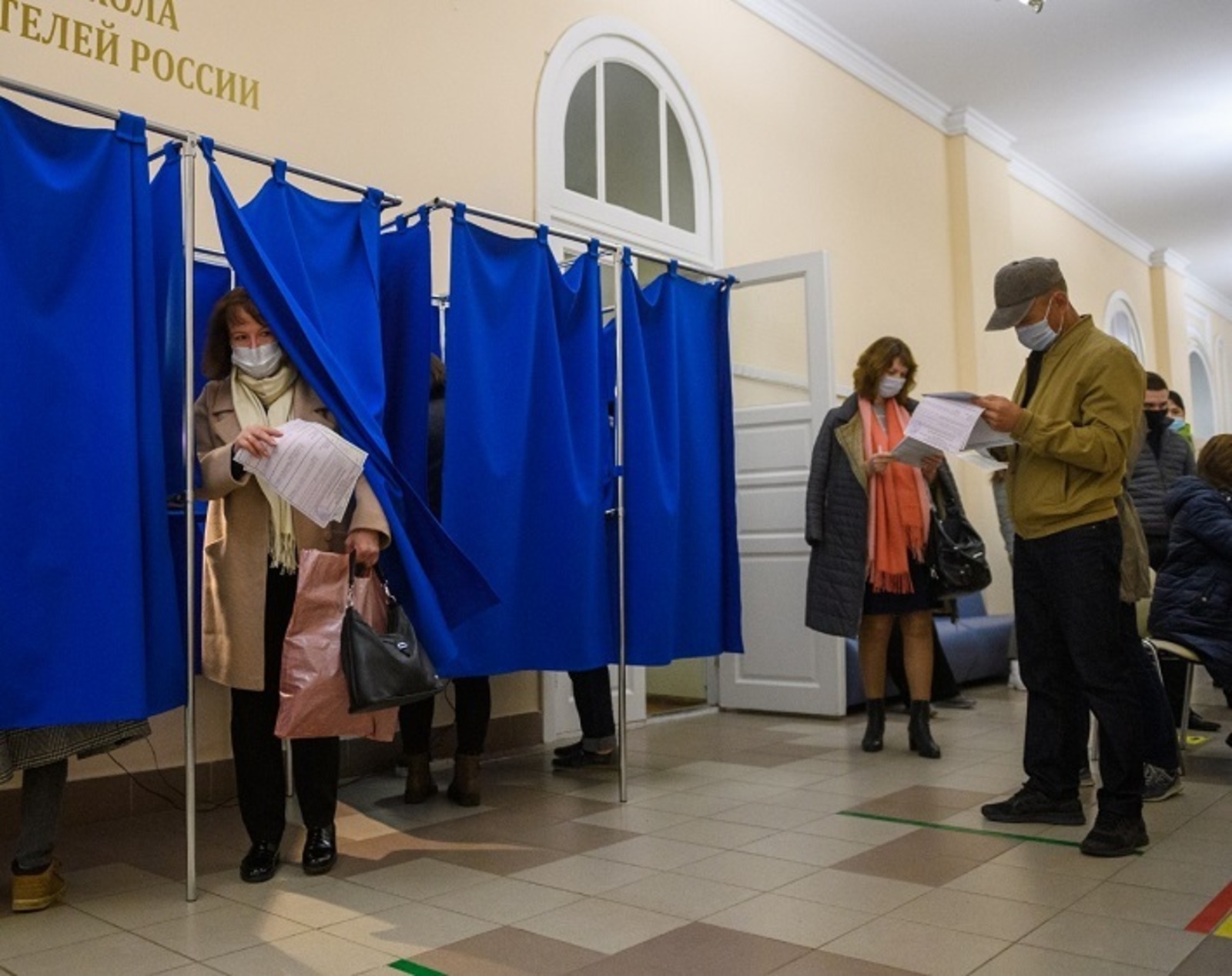 Эксперты подчеркнули прозрачность и отсутствие конфликтов на прошедших выборах в Госдуму