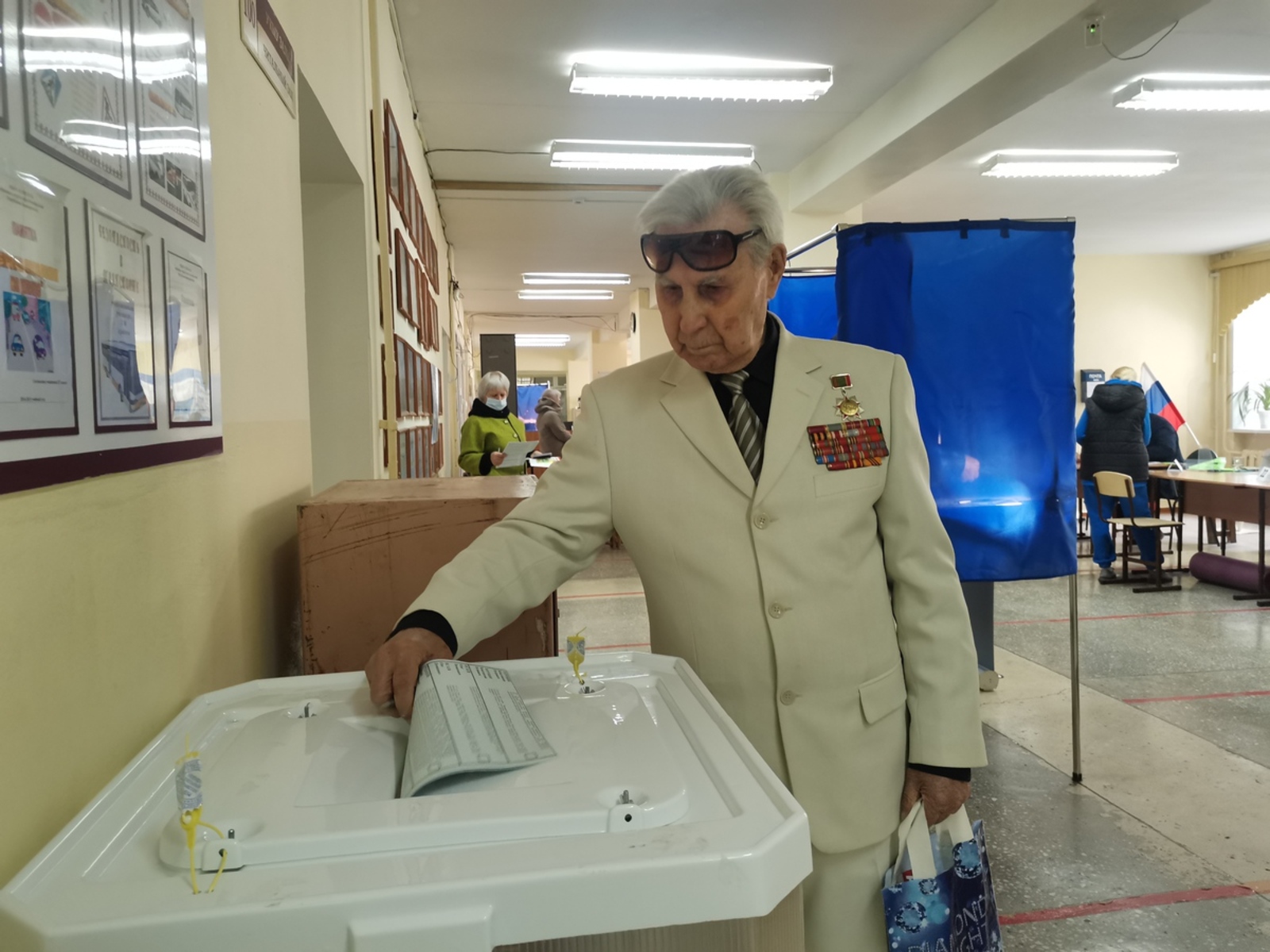 В Башкирии на избирательный участок самостоятельно пришел 95-летний участник советско-японской войны