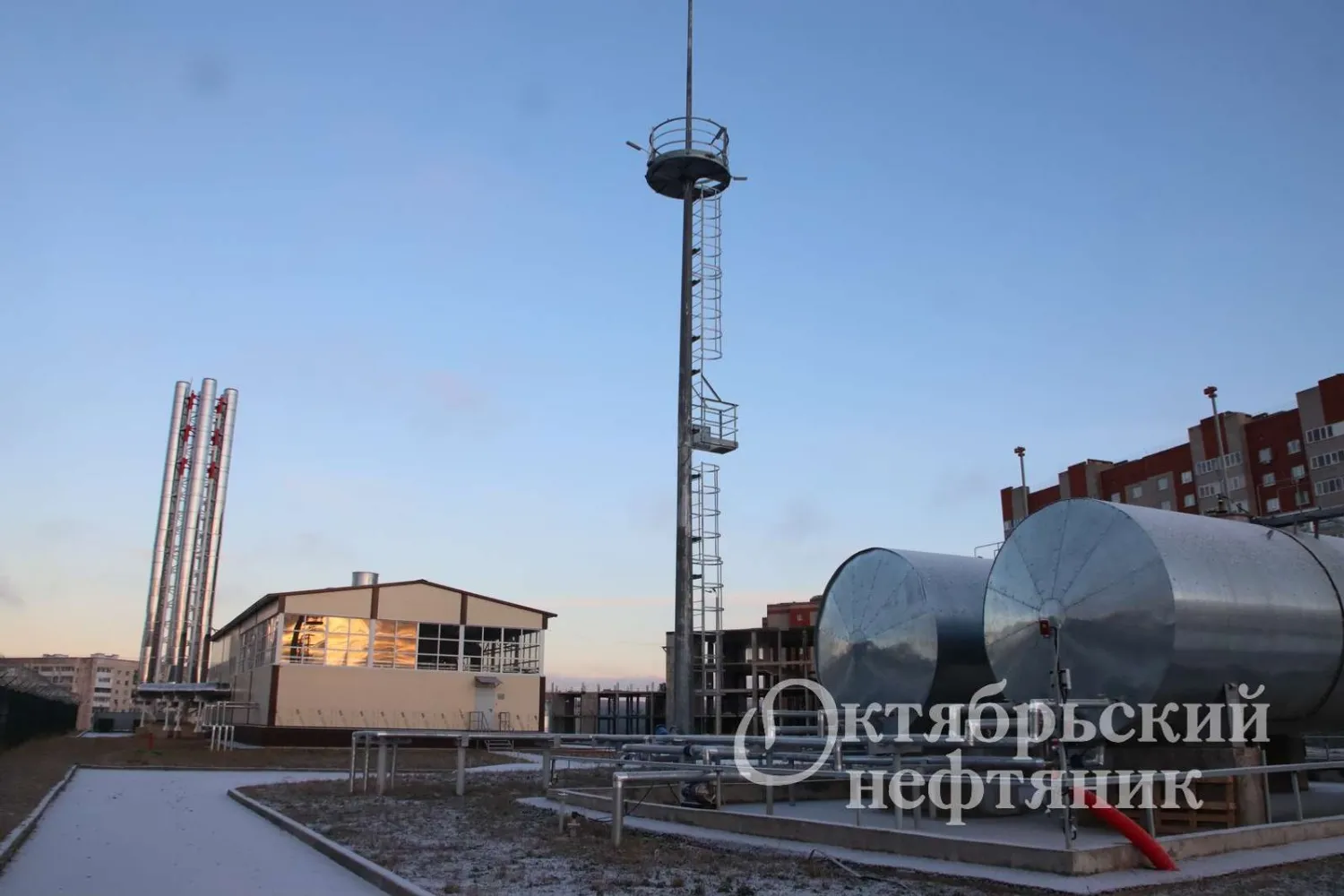«Октябрьский нефтяник»