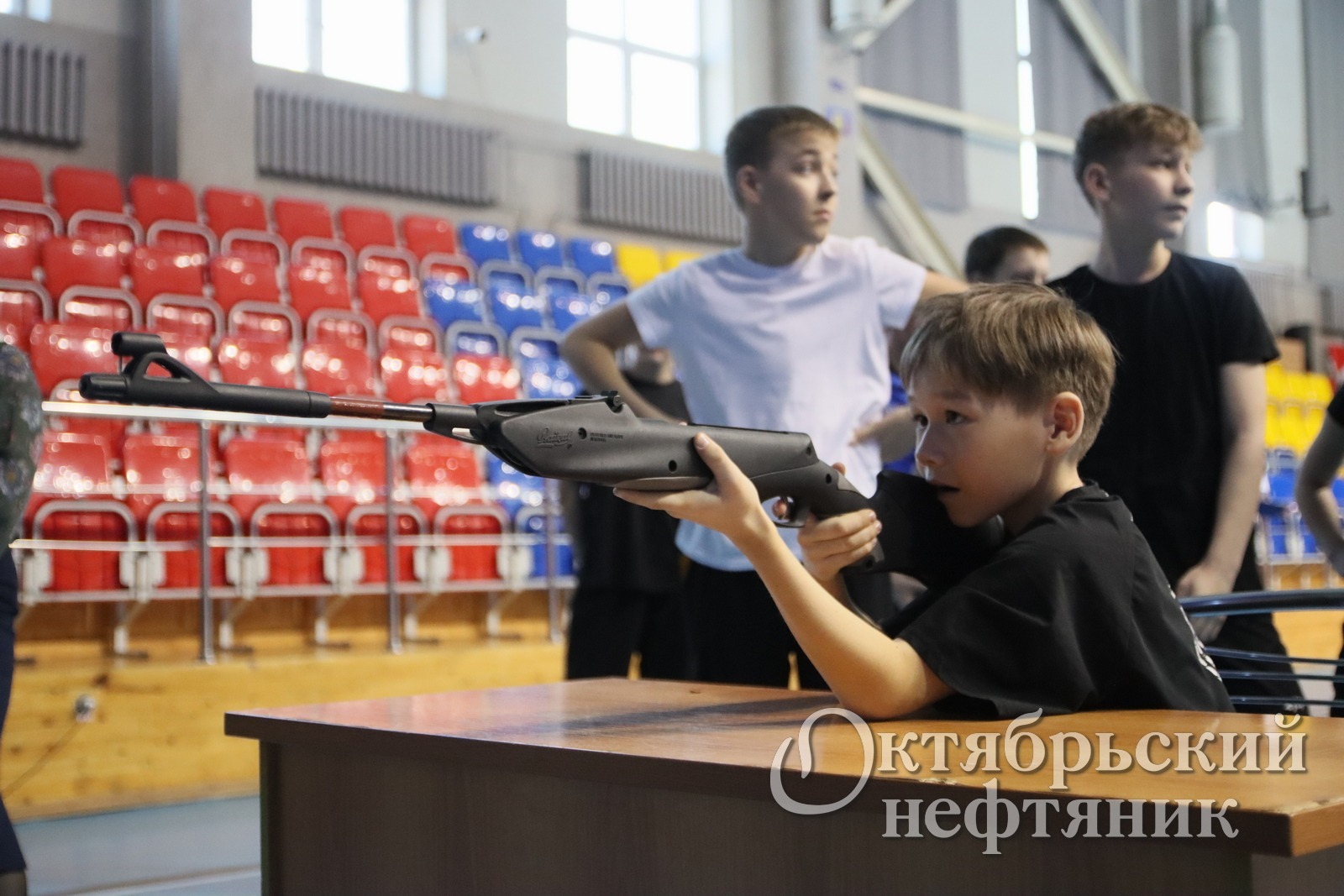 «Октябрьский нефтяник»