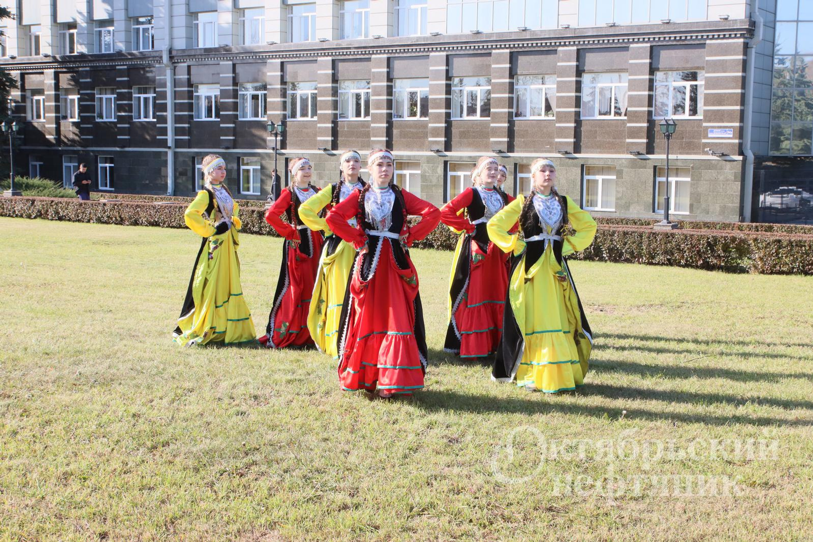 «Октябрьский нефтяник»
