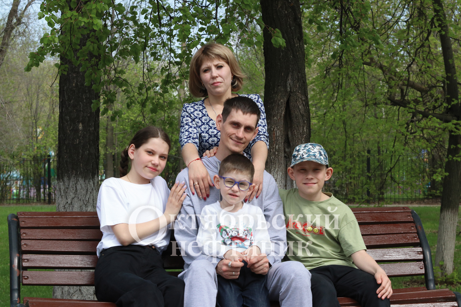 Многодетная семья из Октябрьского рассказала, как справляется, пока её глава защищает Отечество